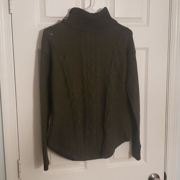 Womens xs turtle neck ll bean sweater - Picture 1 of 4